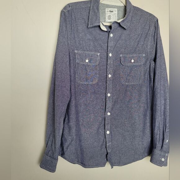 44MM Button Down Shirt Blouse Women's Medium Two Pockets Blue Chambray Cotton - Picture 3 of 14